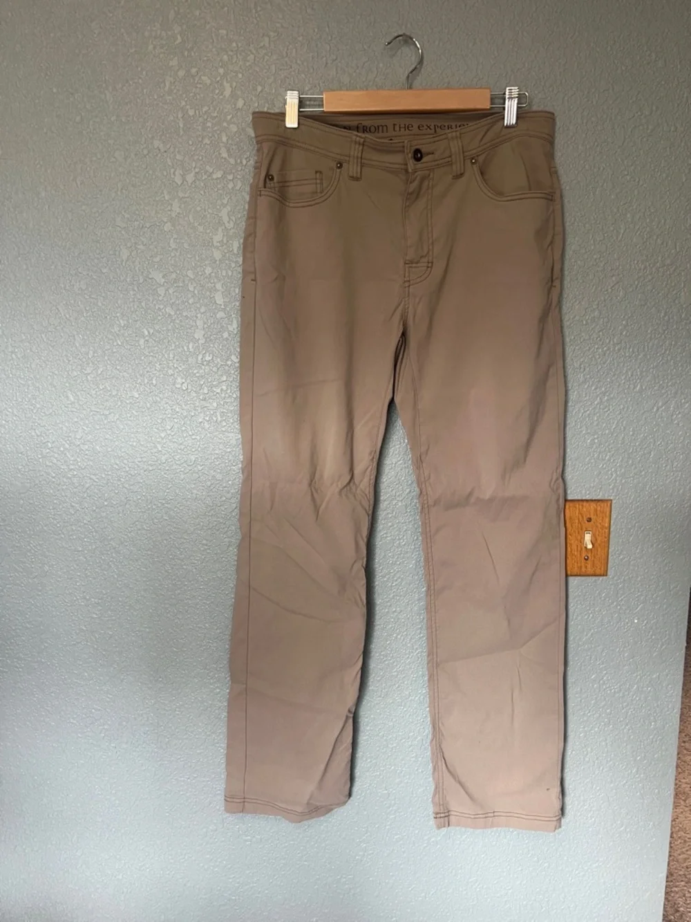 PrAna Brion Slim-Fit Pant in Sandbar 33WX32L EUC